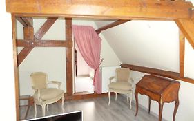 Le chateau des eglantines
