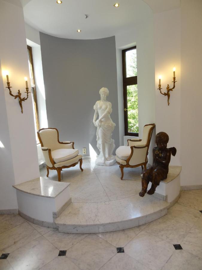 Le chateau des eglantines Montignies-le-Tilleul Extérieur photo